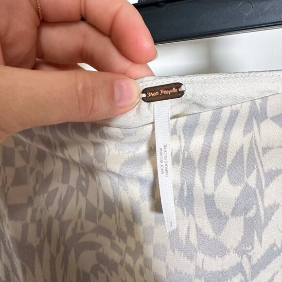 NEW Free People Beatrice Skirt Size 2 - Picture 4 of 5